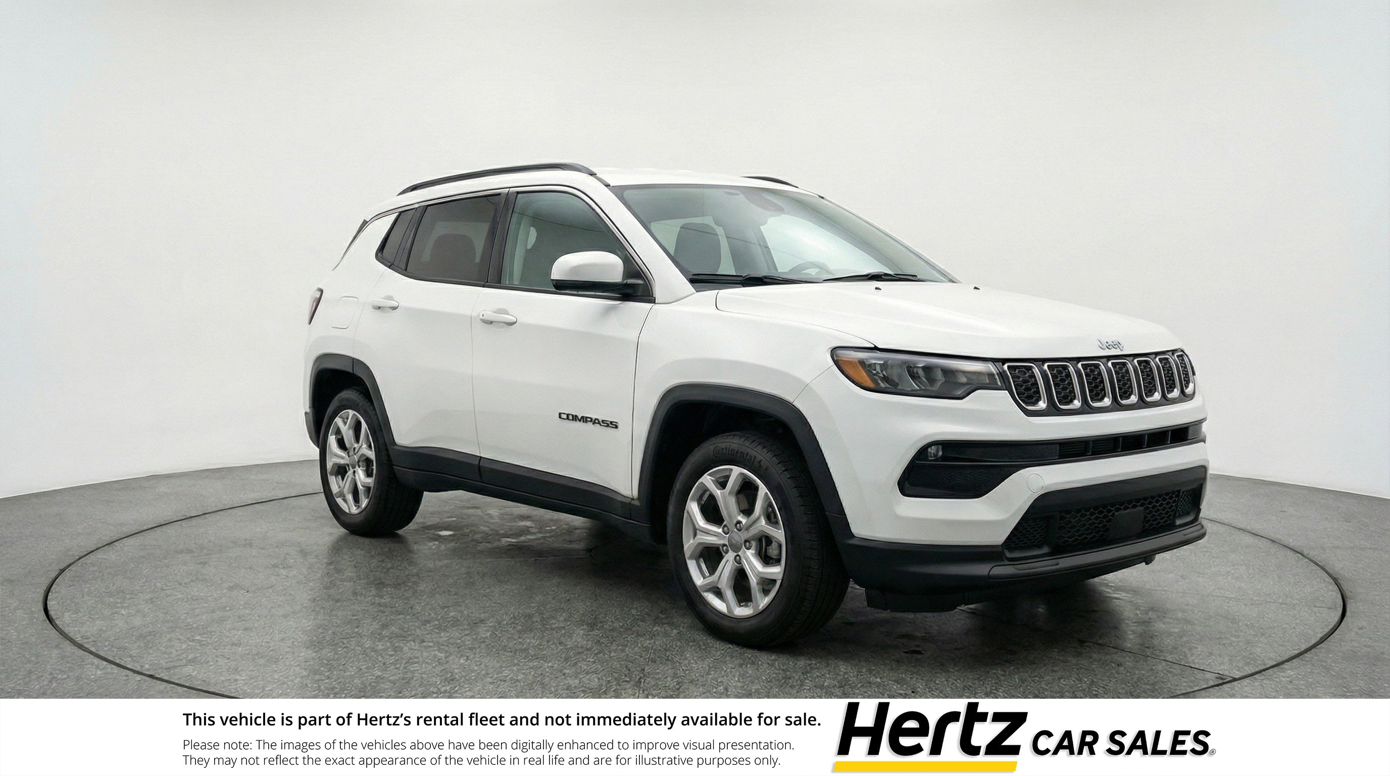 Used 2025 Jeep Compass Latitude AWD/4WD image 1