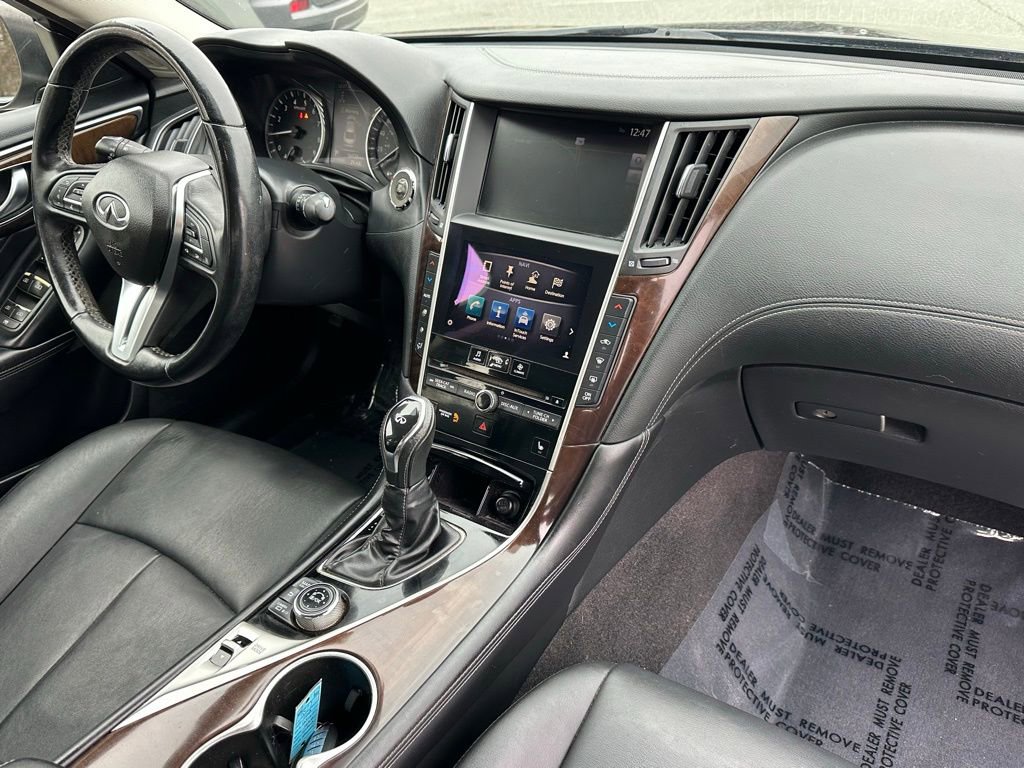 Used 2018 INFINITI Q50 Luxe w/ Essential Package (3.0T Luxe) image 18
