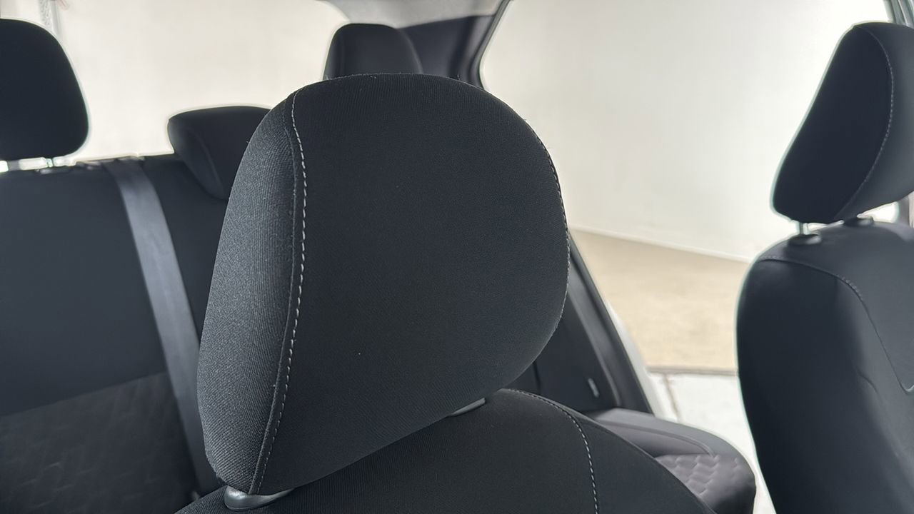 Used 2024 Nissan Kicks SV image 19