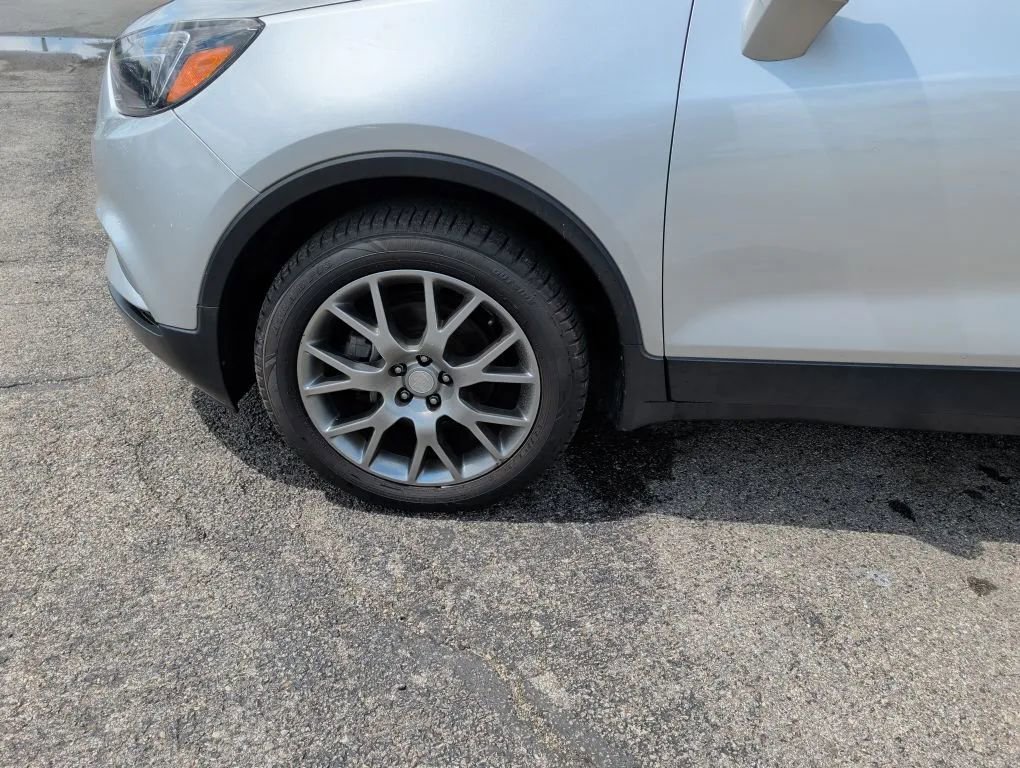 Used 2017 Buick Encore Sport Touring FWD image 9