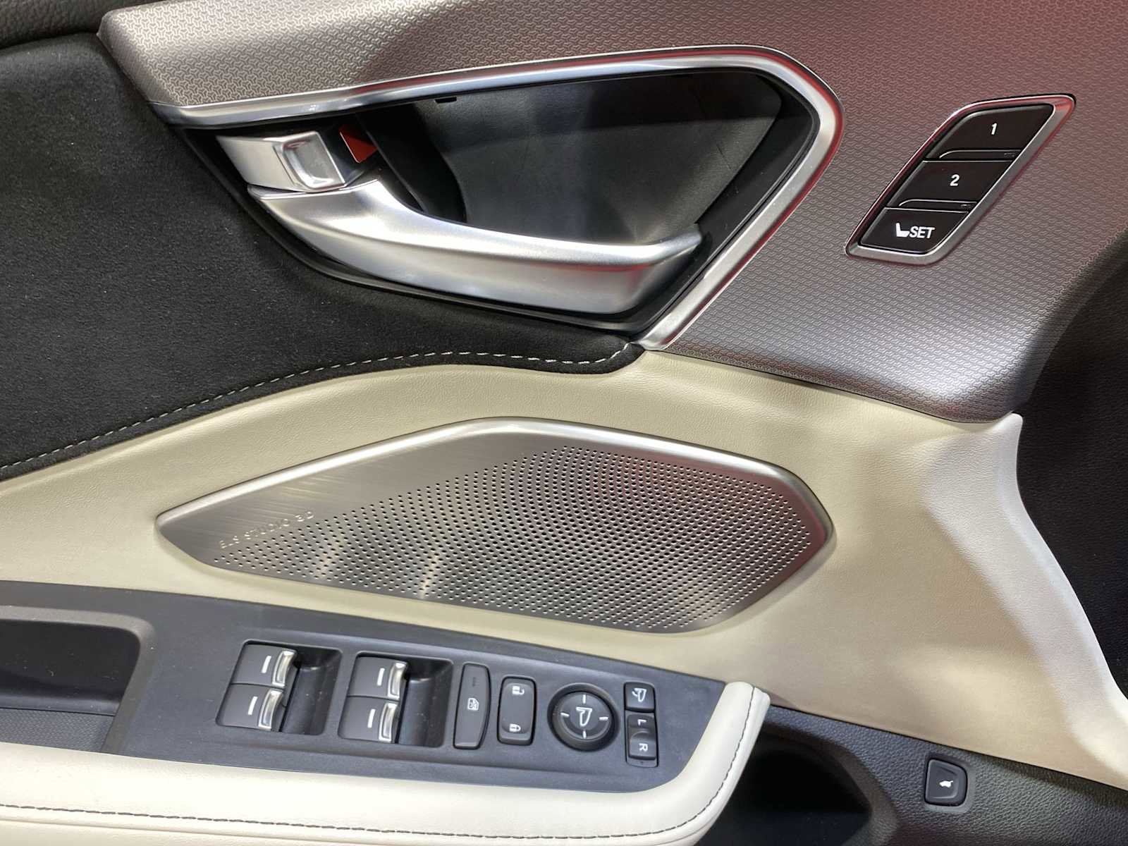 Used 2025 Acura RDX A-Spec image 23