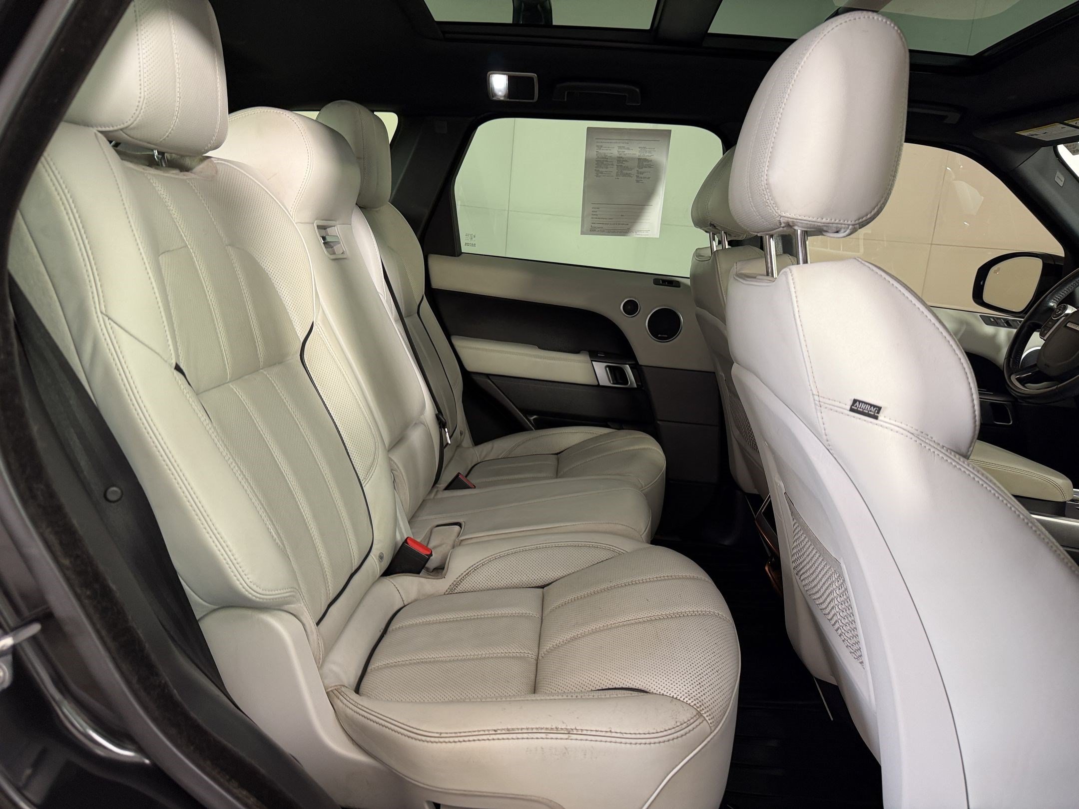 Used 2015 Land Rover Range Rover Sport Supercharged AWD/4WD image 31
