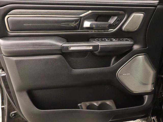 Used 2020 RAM 1500 Limited w/ Black Appearance Package AWD/4WD image 17