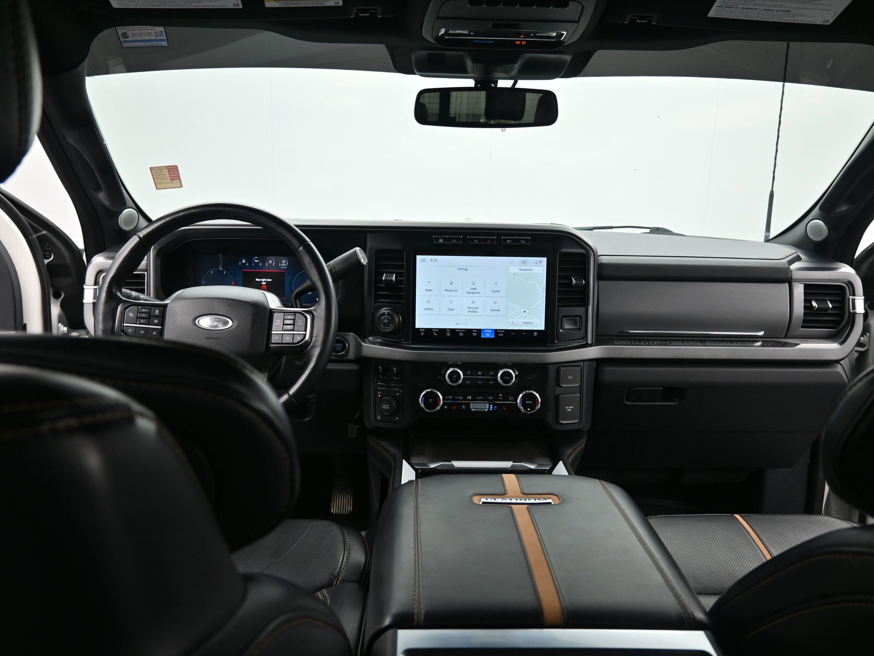 Used 2024 Ford F250 Platinum image 16