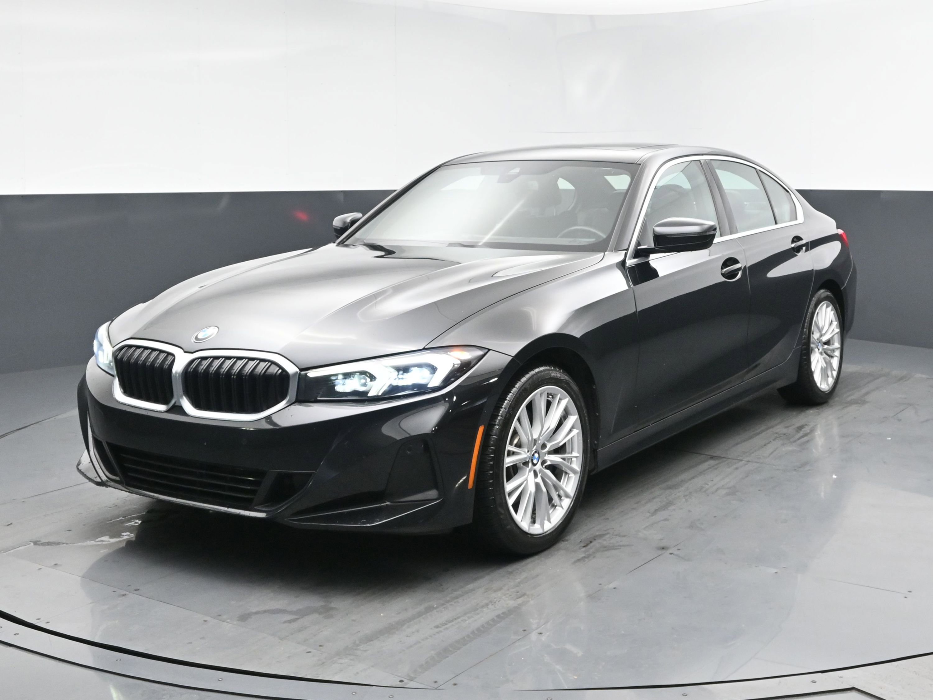 Used 2024 BMW 330i Sedan image 23