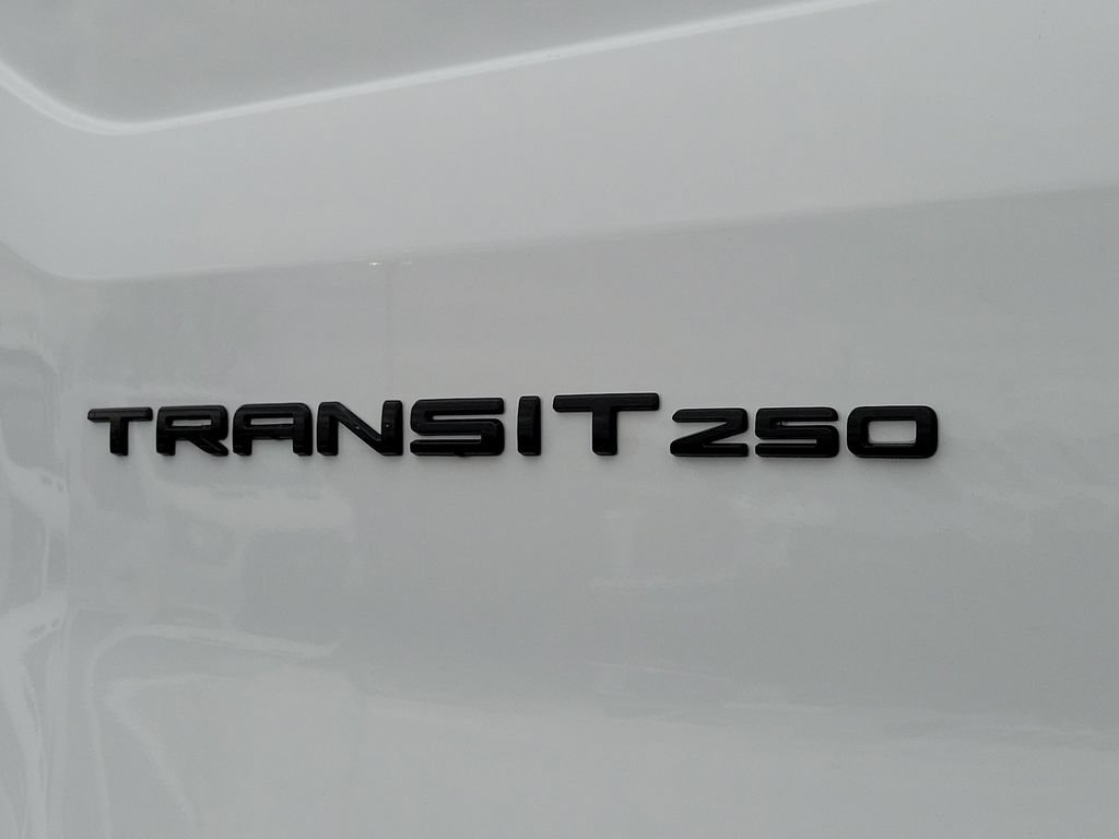 New 2026 Ford Transit 250 148 Medium Roof RWD image 8