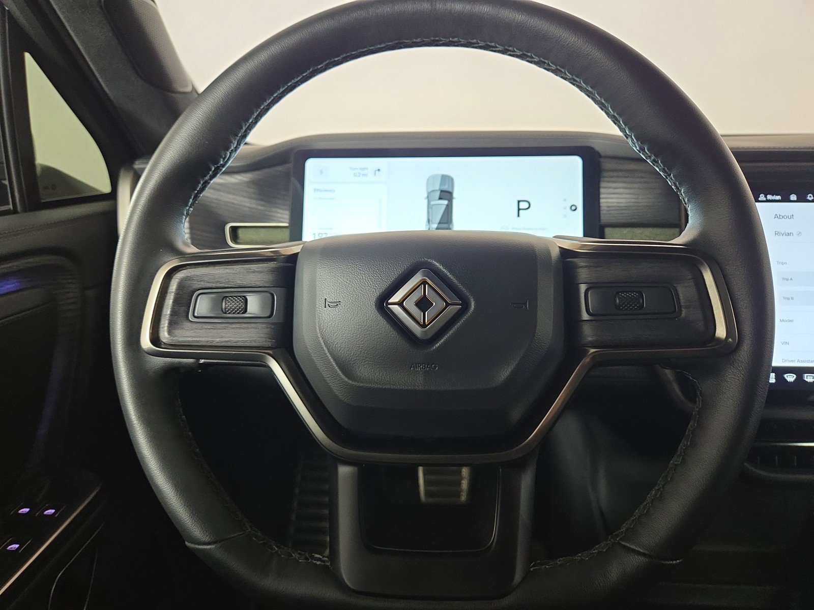 Used 2024 Rivian R1S Adventure image 28