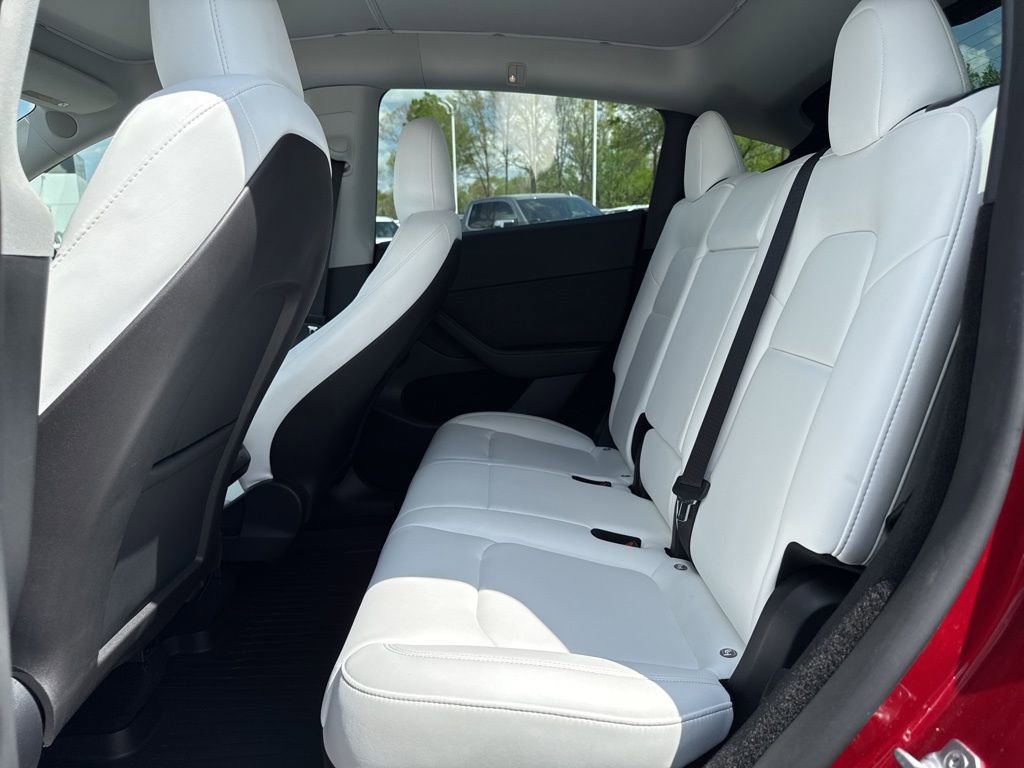 Used 2024 Tesla Model Y Long Range image 13