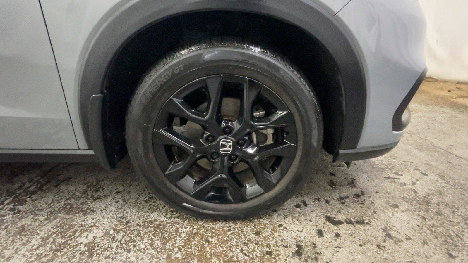 Used 2025 Honda HR-V Sport image 20