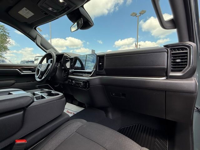 Used 2025 Chevrolet Silverado 1500 LT image 19