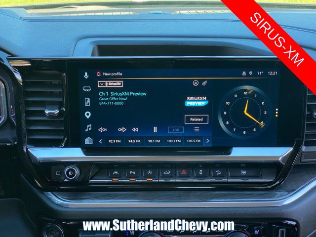 Used 2025 Chevrolet Silverado 1500 LTZ AWD/4WD image 34