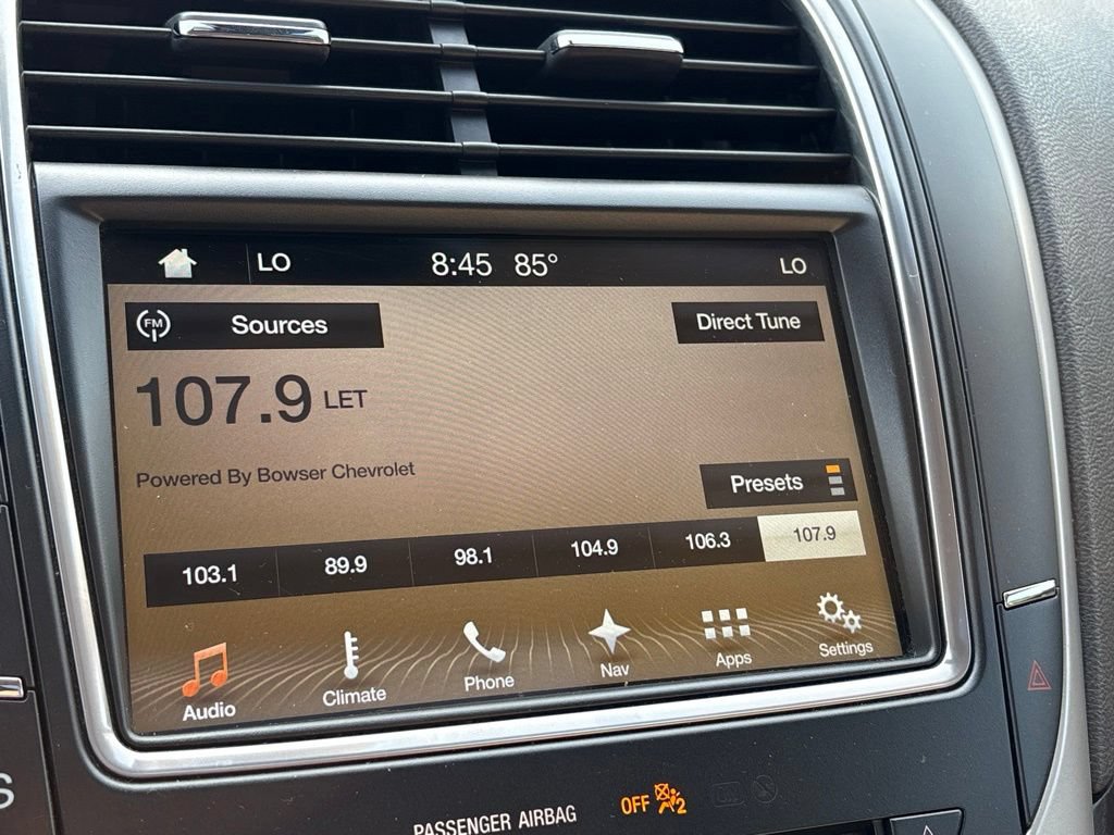 Used 2017 Lincoln MKX Reserve w/ Driver Assistance Package AWD/4WD image 16