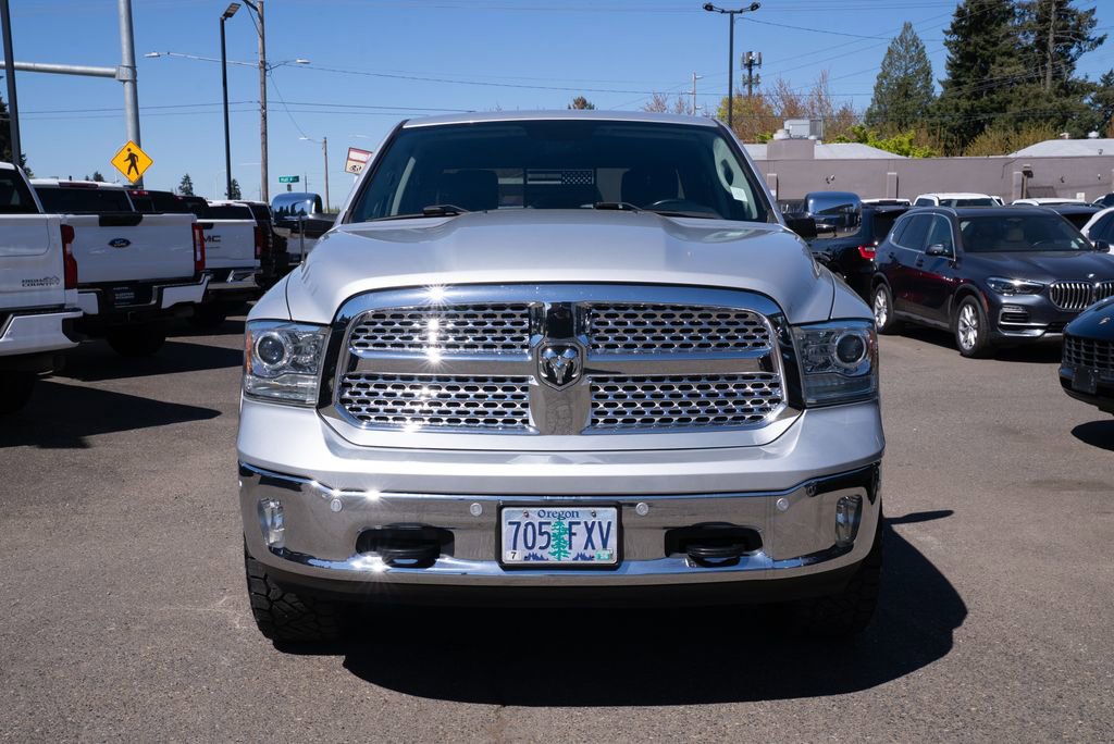 Used 2018 RAM 1500 Laramie w/ Convenience Group AWD/4WD image 2