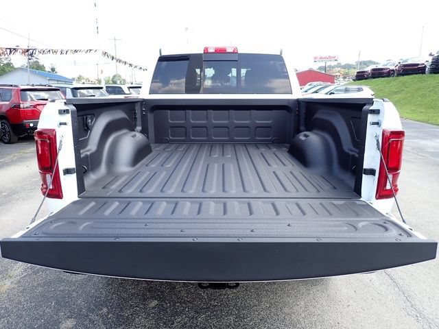 New 2027 RAM 2500 Laramie w/ Night Edition AWD/4WD image 7