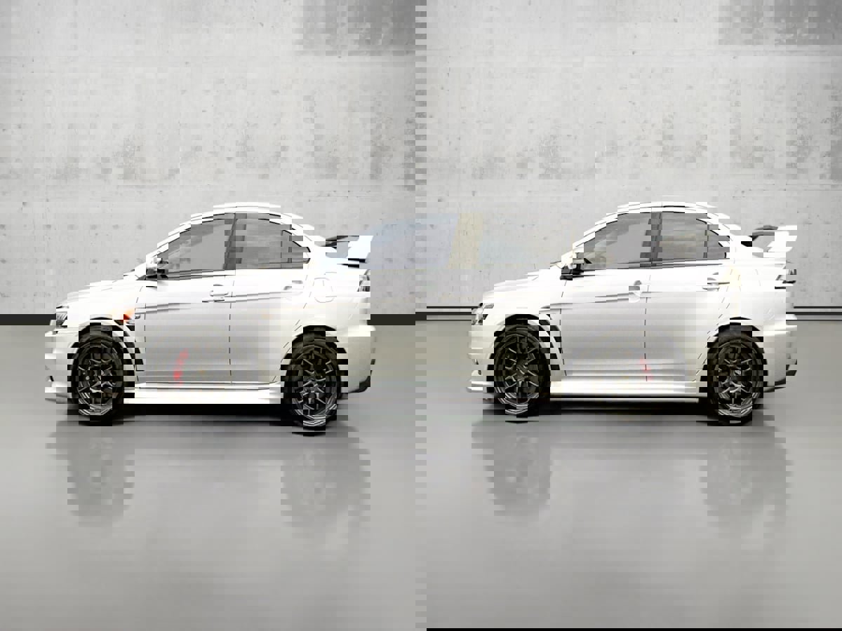 Used 2015 Mitsubishi Lancer Evolution GSR image 4