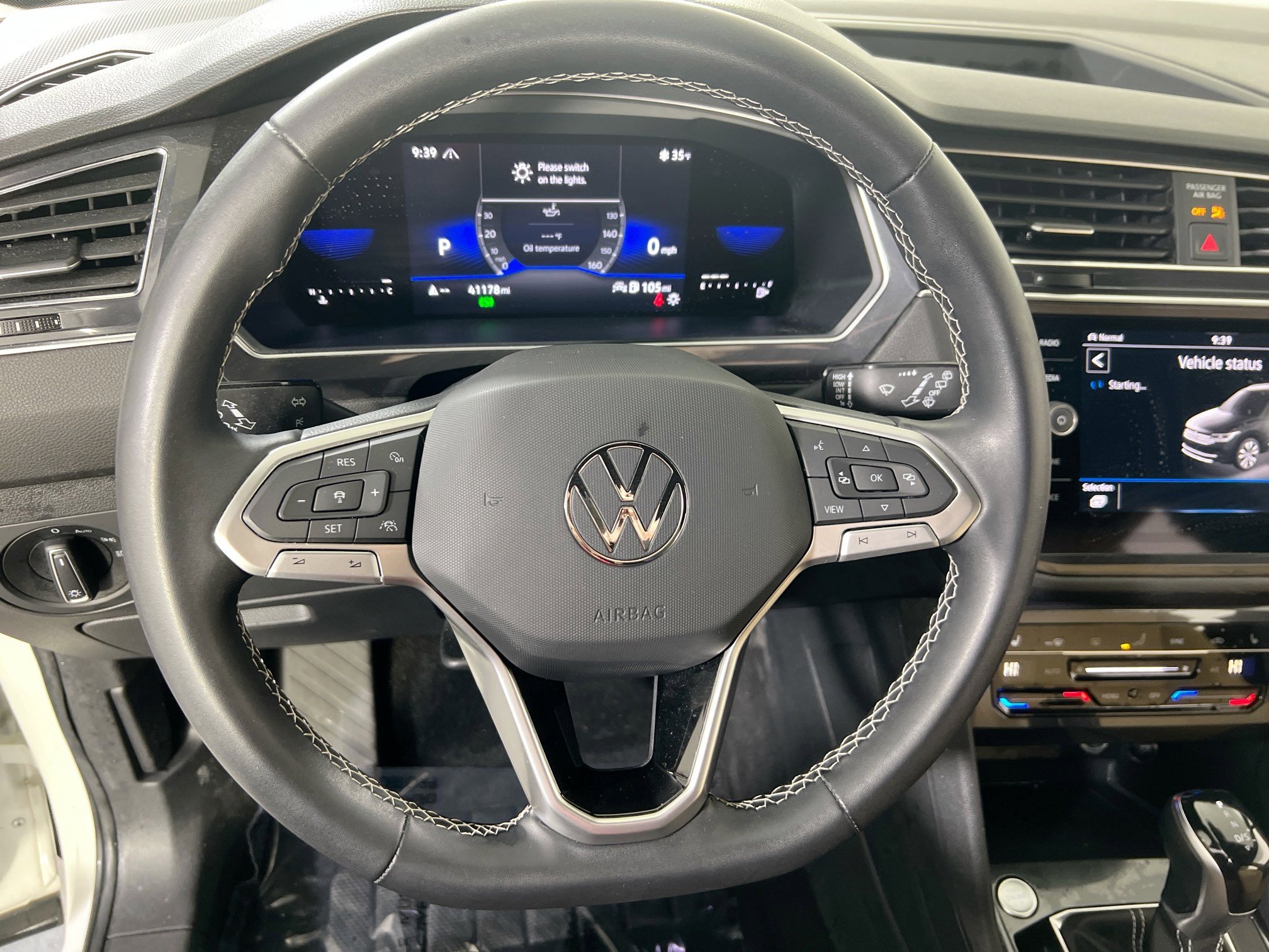 Used 2022 Volkswagen Tiguan SE AWD/4WD image 11