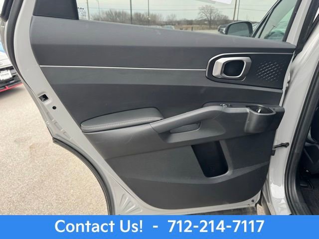 New 2025 Kia Sorento S image 14