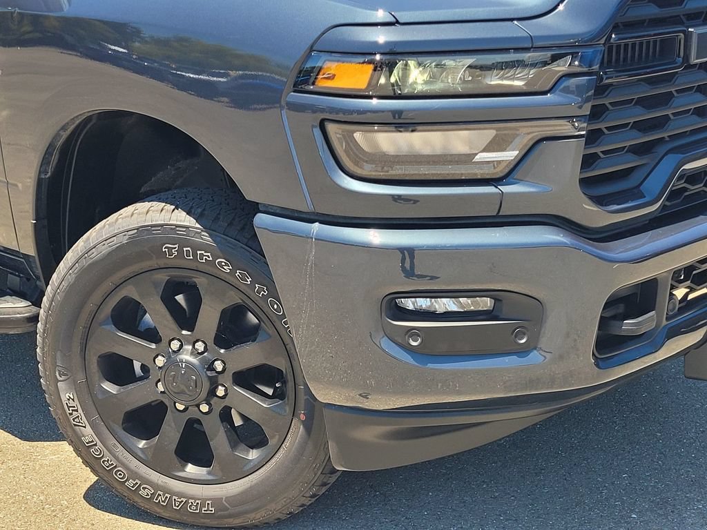 Used 2025 RAM 2500 Big Horn AWD/4WD image 9