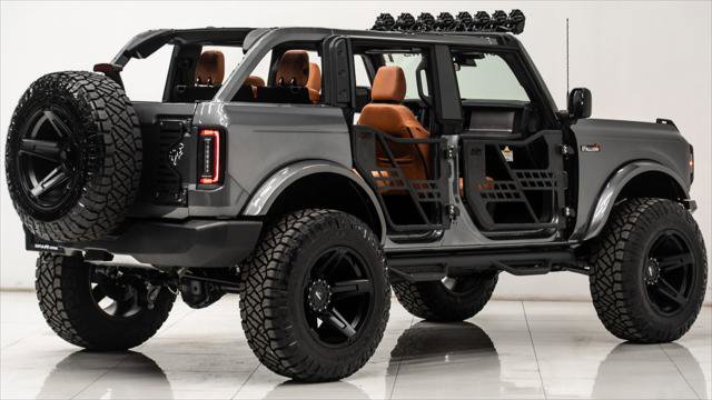 Used 2025 Ford Bronco CUSTOM image 12