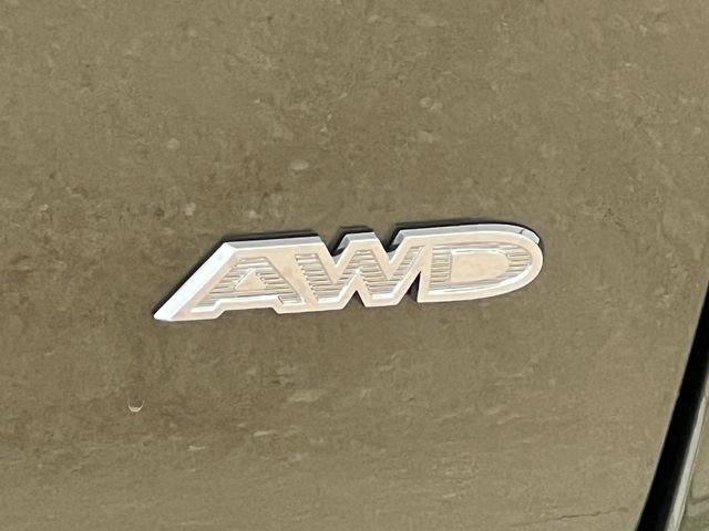 New 2027 Chrysler Pacifica Select AWD/4WD image 2