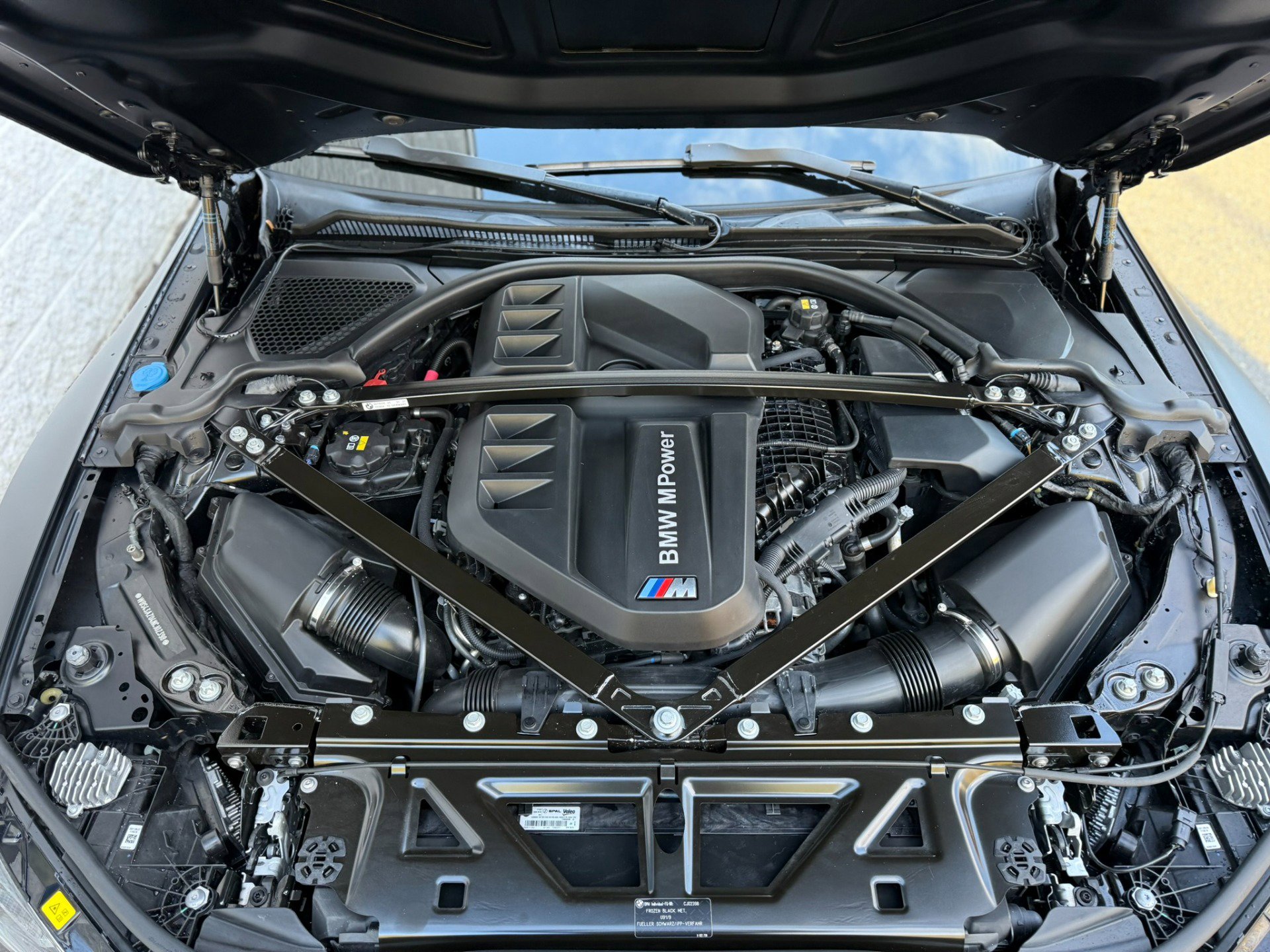 Used 2022 BMW M4 xDrive Competition w/ M Carbon Exterior Package image 10