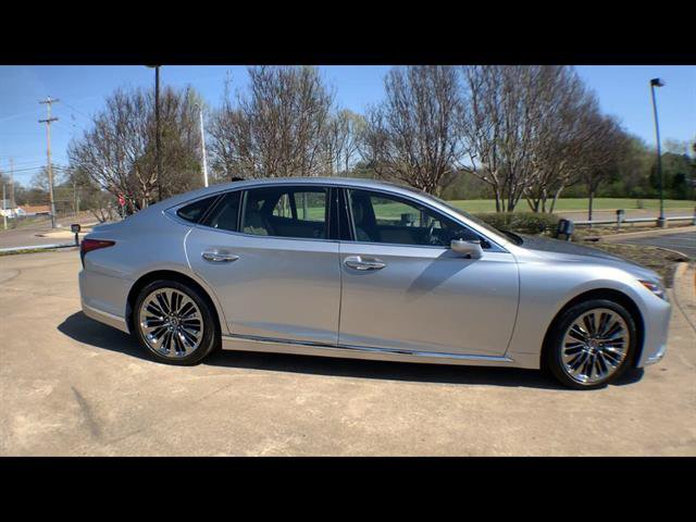 Certified 2022 Lexus LS 500 AWD w/ Interior Upgrade Package image 9