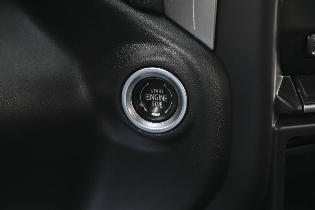 Used 2021 Chevrolet Silverado 1500 RST w/ Bed Protection Package RWD image 28