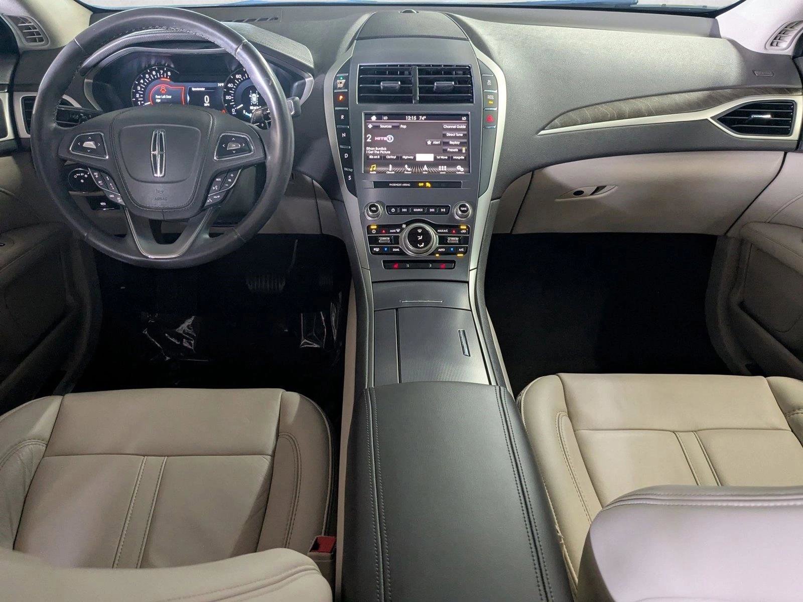 Used 2019 Lincoln MKZ Reserve FWD image 17