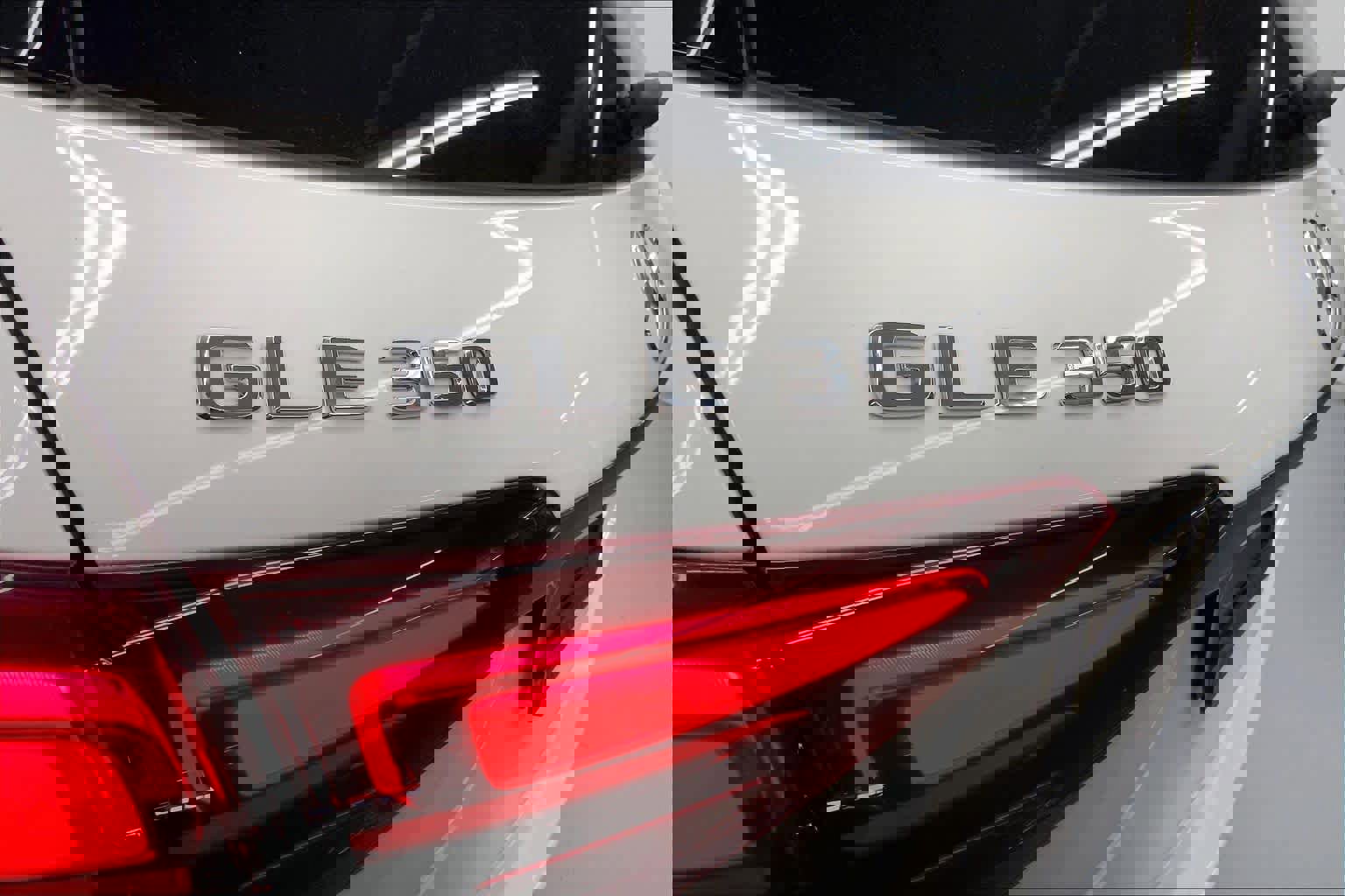 Used 2024 Mercedes-Benz GLE 350 4MATIC image 14