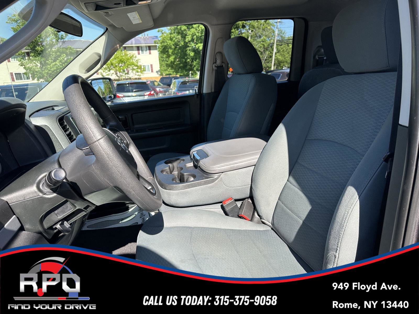 Used 2018 RAM 1500 Express AWD/4WD image 14