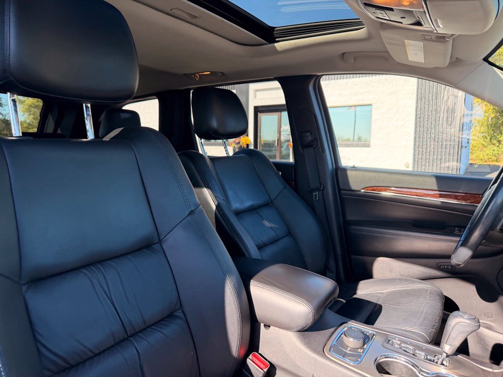 Used 2013 Jeep Grand Cherokee Limited AWD/4WD image 31