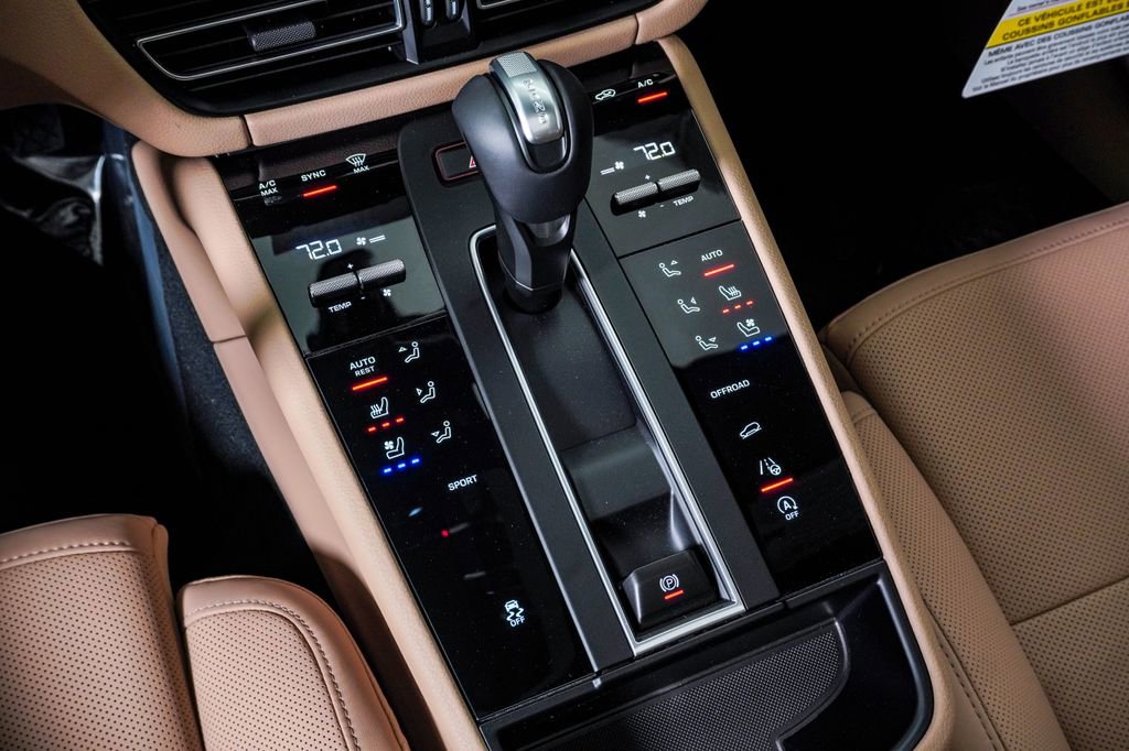 New 2026 Porsche Macan AWD/4WD image 24