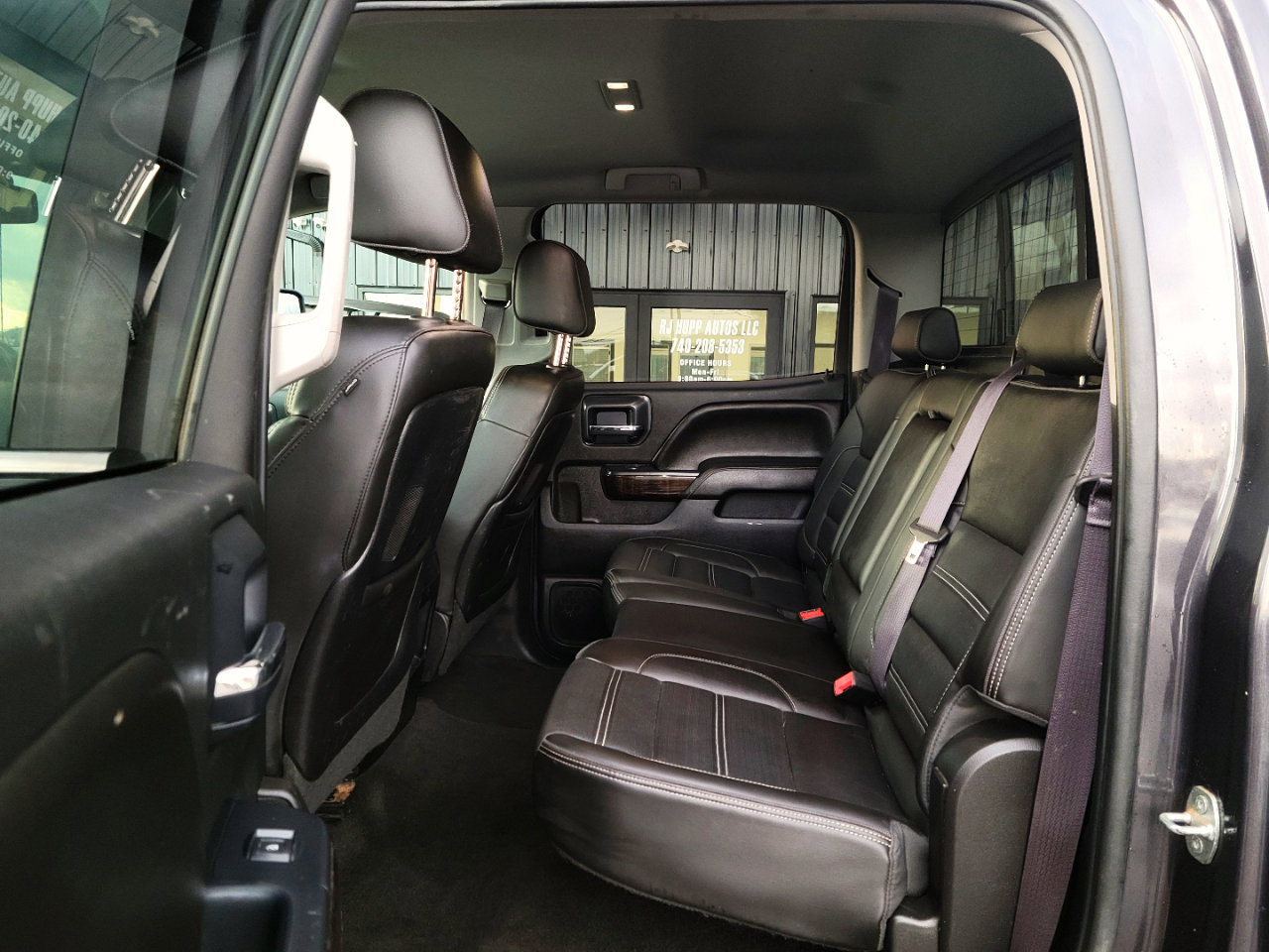 Used 2015 GMC Sierra 2500 Denali w/ Duramax Plus Package image 16