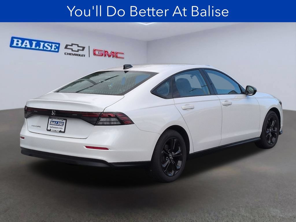 Used 2025 Honda Accord SE image 4