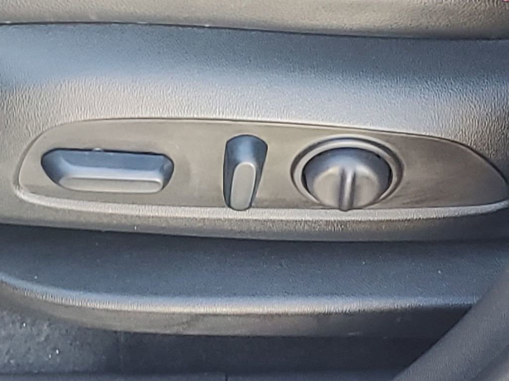 Used 2023 Chevrolet Equinox RS image 29