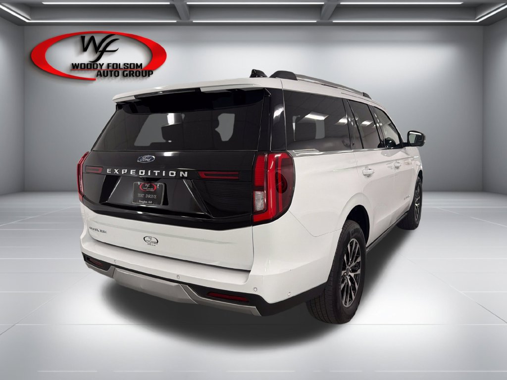 Used 2025 Ford Expedition Platinum AWD/4WD image 6
