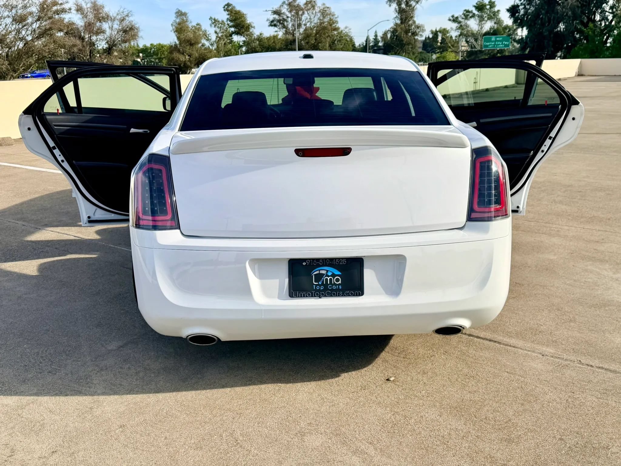 Used 2013 Chrysler 300 S RWD image 62