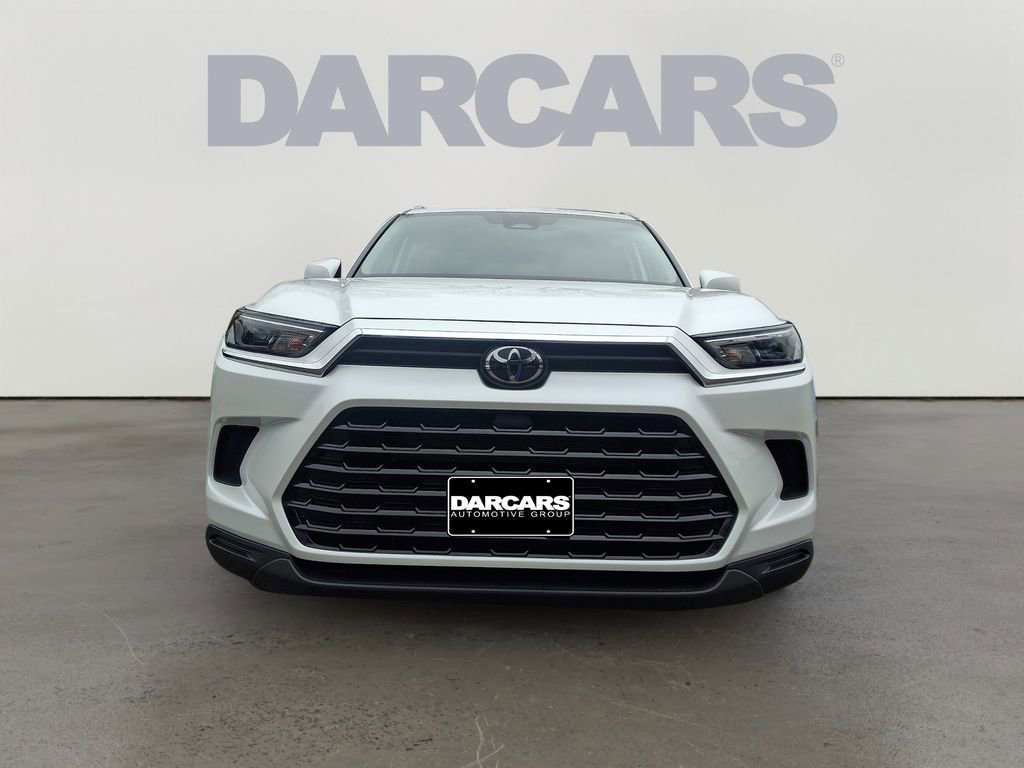 Used 2026 Toyota Grand Highlander LE image 2