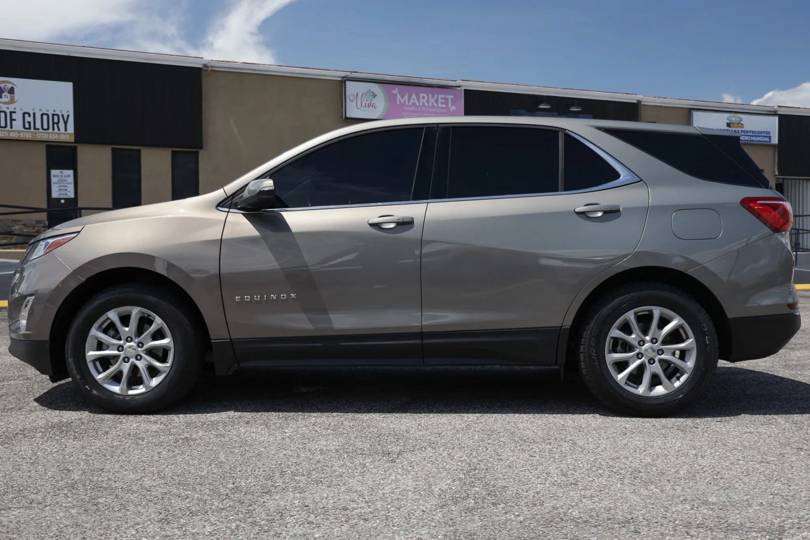 Used 2018 Chevrolet Equinox LT FWD image 3