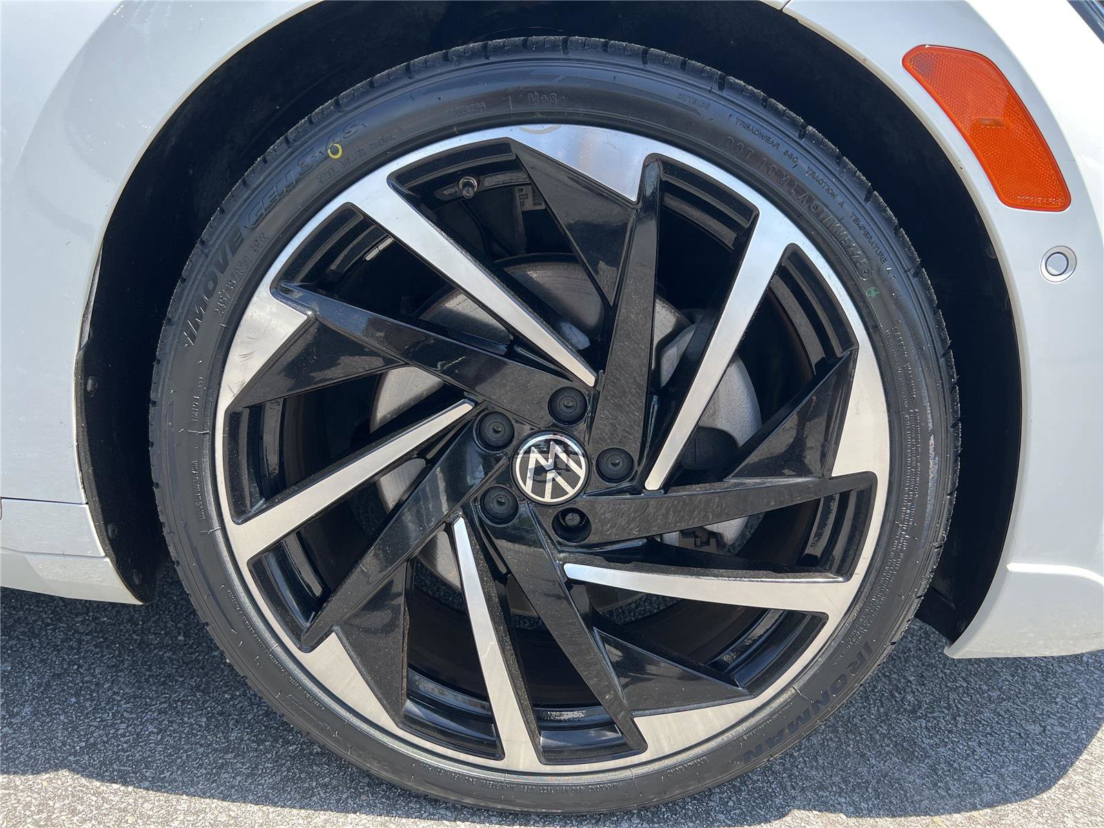 Used 2023 Volkswagen Arteon SEL Premium AWD/4WD image 25