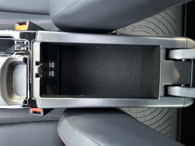 Used 2024 Toyota Prius Prime Premium image 29