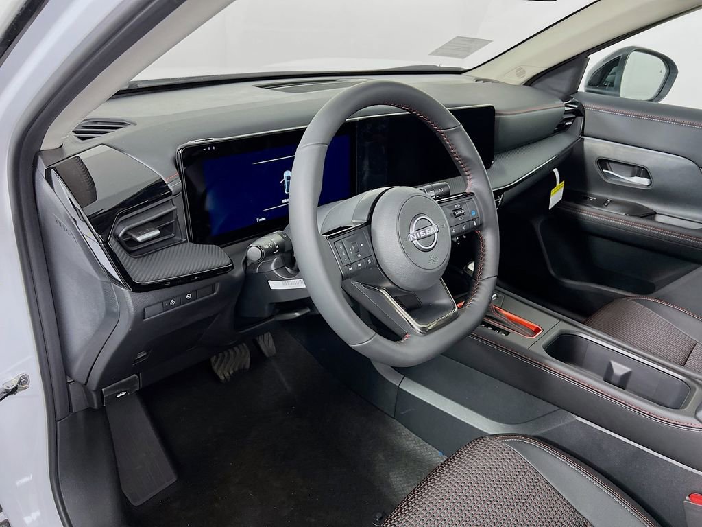 New 2026 Nissan Kicks SR AWD/4WD image 8
