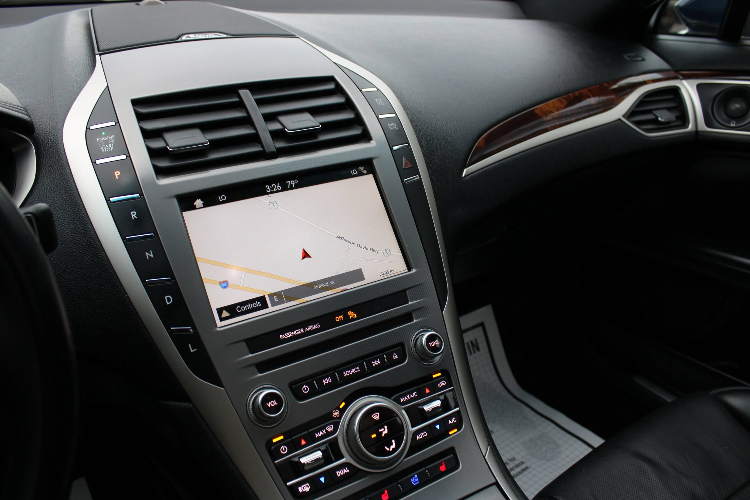 Used 2018 Lincoln MKZ Reserve FWD image 13