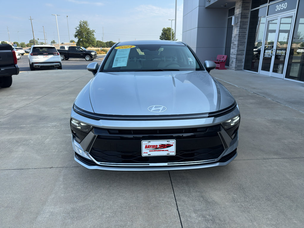 Used 2024 Hyundai Sonata SEL FWD image 4
