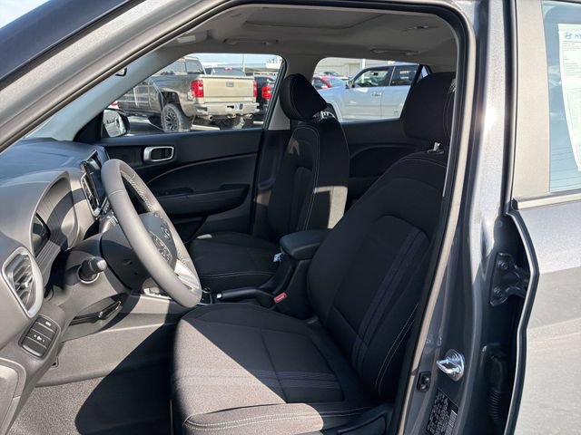 New 2026 Hyundai Venue SEL FWD image 19