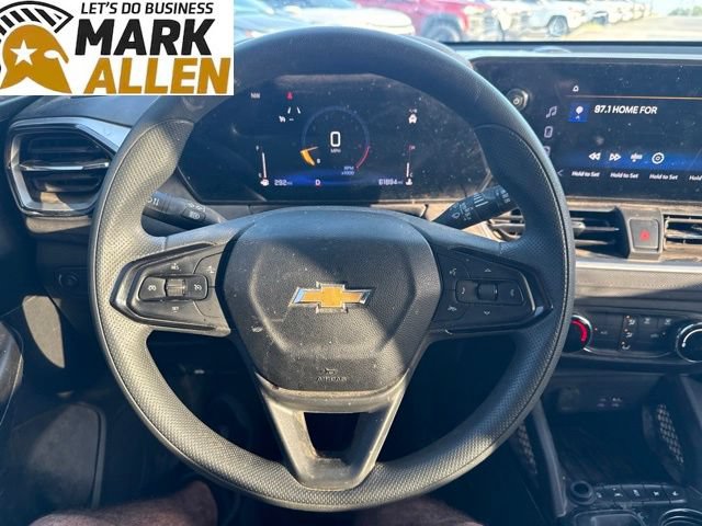 Used 2024 Chevrolet TrailBlazer LS w/ LS Convenience Package FWD image 12