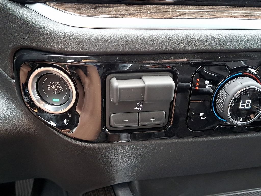 New 2026 Chevrolet Silverado 1500 RST AWD/4WD image 16
