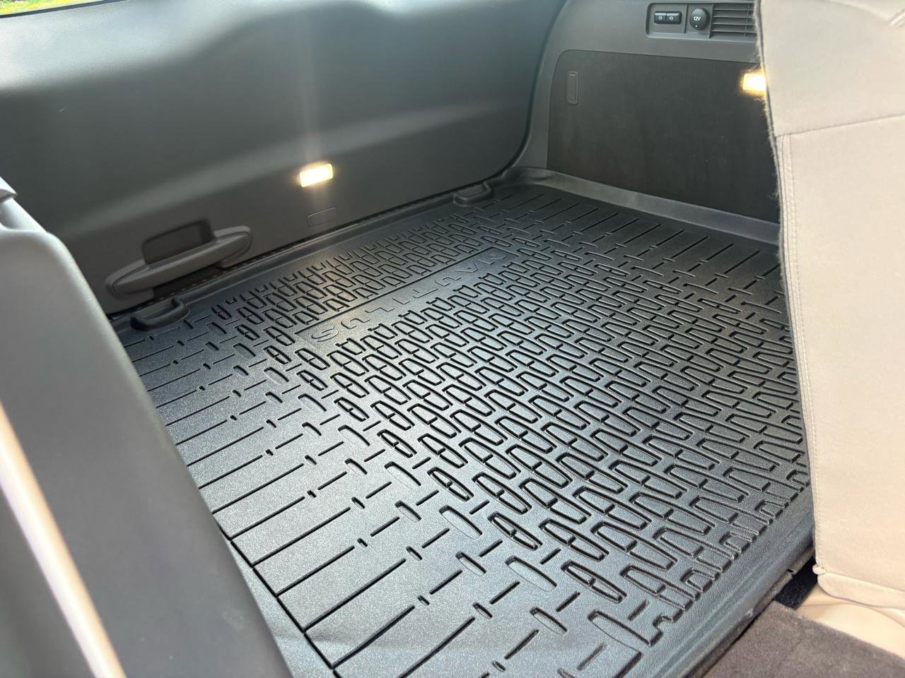 Used 2021 Lincoln Nautilus FWD w/ Equipment Group 101A image 55