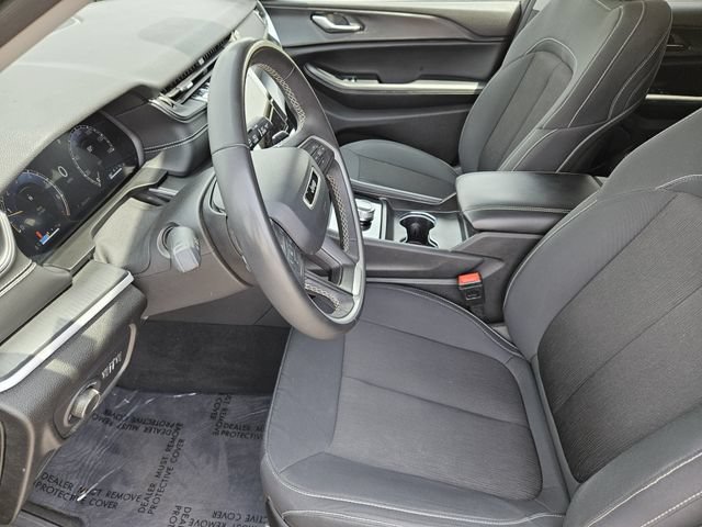 Used 2024 Jeep Grand Cherokee L Laredo w/ MOPAR Finishing Package AWD/4WD image 14