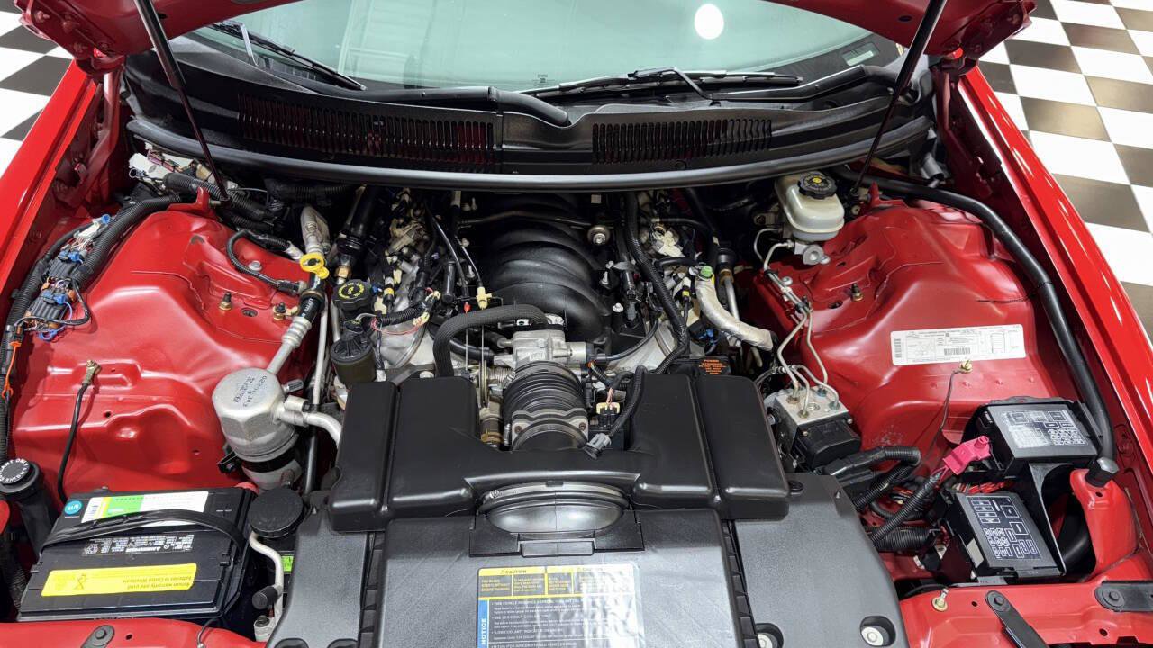 Used 1998 Chevrolet Camaro Z28 w/ Preferred Equipment Group 2 RWD image 4